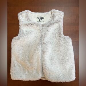 Oshkosh B’gosh faux fur girls vest